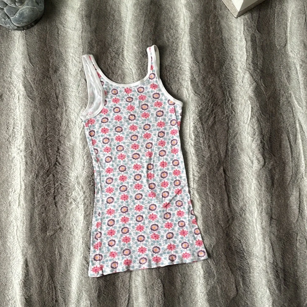 Tank Top Bundle - Picture 5 of 8